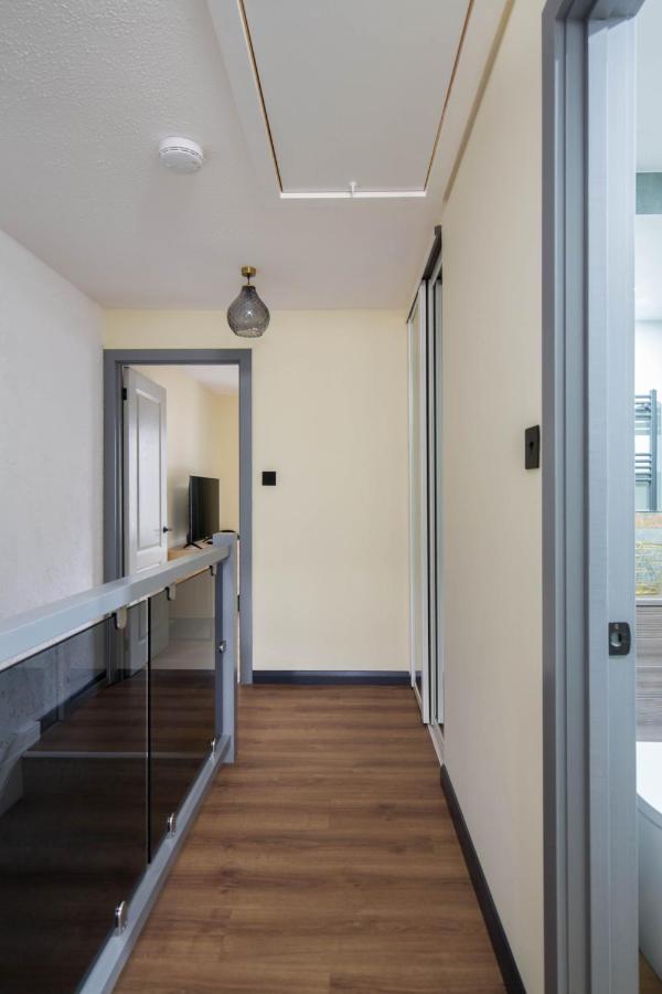 Holyrood New Apartment Edinburgh Dış mekan fotoğraf